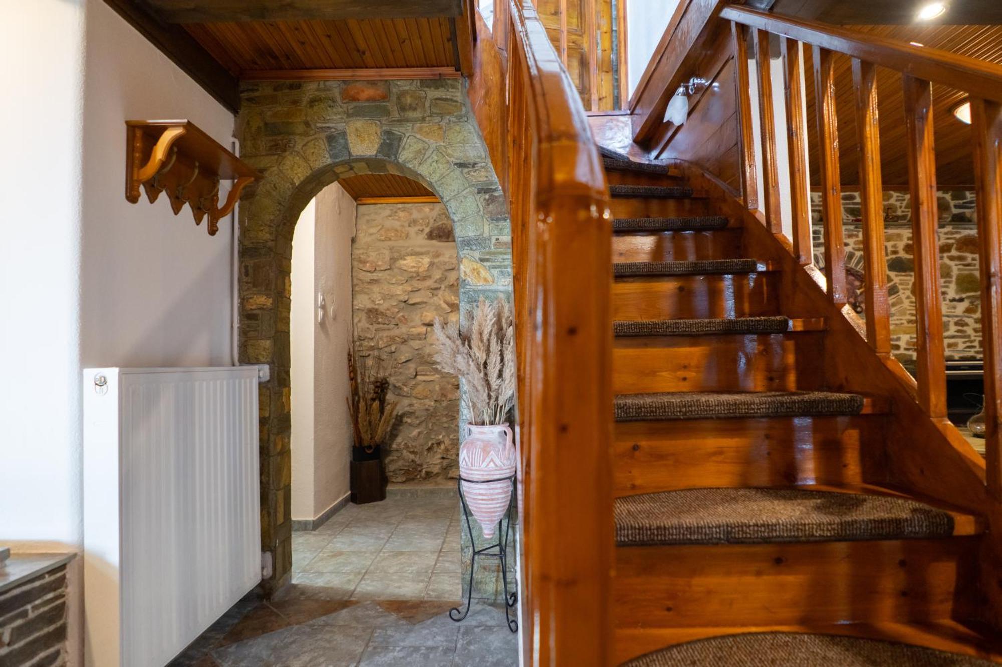 Mirabilia Mountain With A Sea View Villa Áyios Vlásios